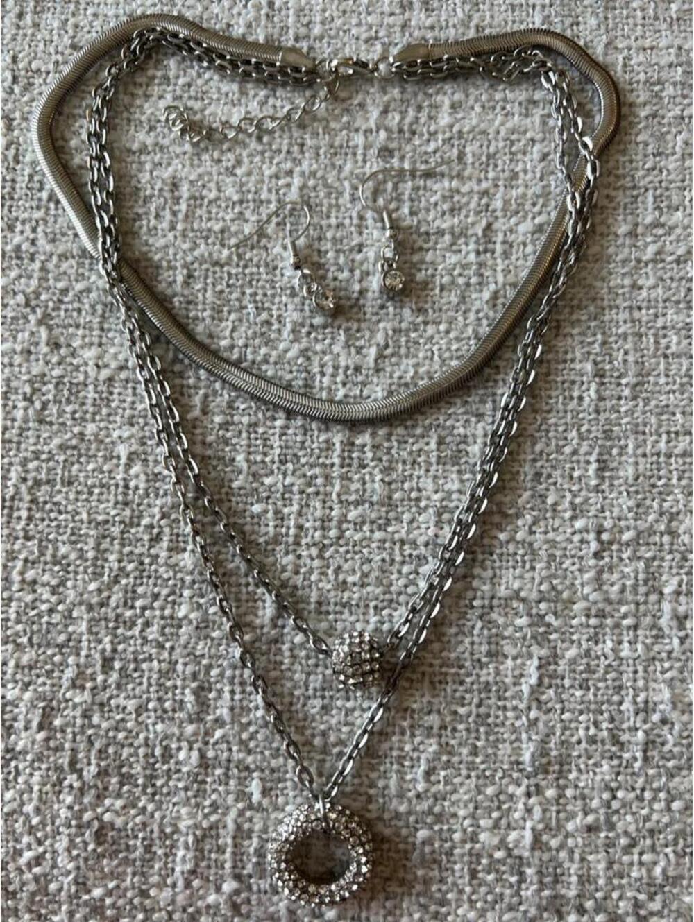 3 layered Chain Necklace & Earring Set